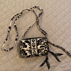 Vera Bradley crossbody wallet with wrist strap and crossbody strap! New!!